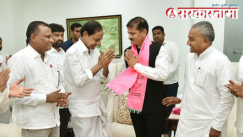 Charan Waghmare with KCR.