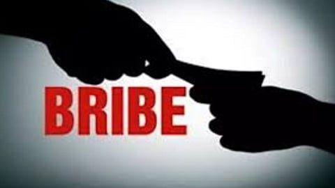 Satara Bribe News