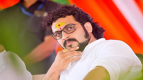 Dr. Amol Kolhe 