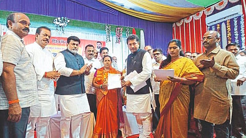 NCP's Manisha Gavas joins Shiv Sena