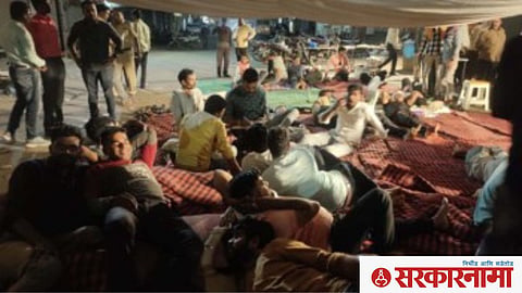 Farmers In Front of MLA Vijay Agrawal's House.