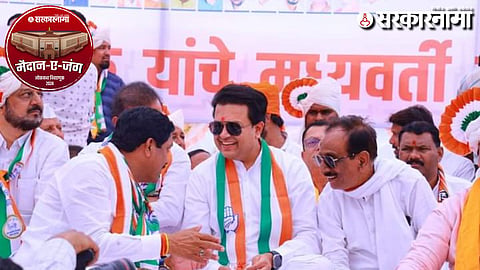 Kalyan Kale and Amit Deshmukh