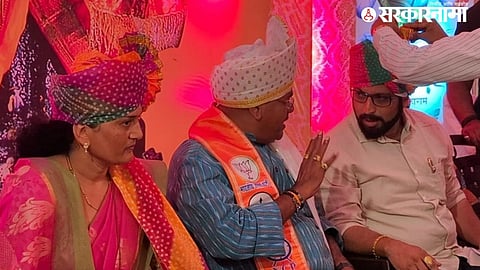 Amol Kolhe, Shivajirao adhlarao Patil 