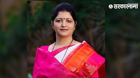Rupali Chakankar Resignation Maharashtra Womens Commission