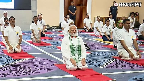 PM Modi Doing Yoga
