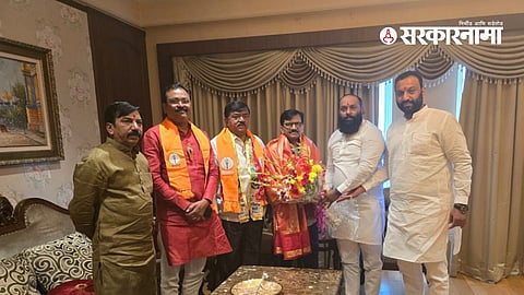 Vikram Nagre & Pavan Pawar with Sanjay Raut