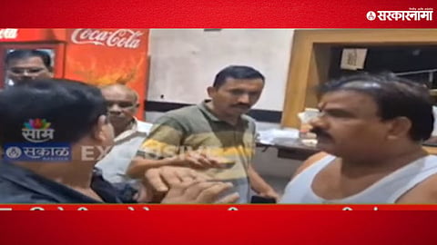 Sanjay Gaikwad Assaults Canteen Worker