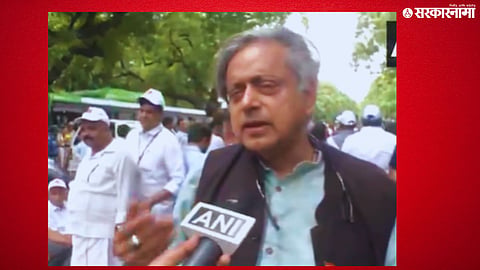 Shashi Tharoor 