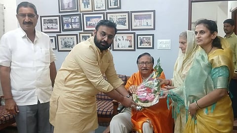 Bhagirath Bhalke Meet  Vijaysinh Mohite Patil