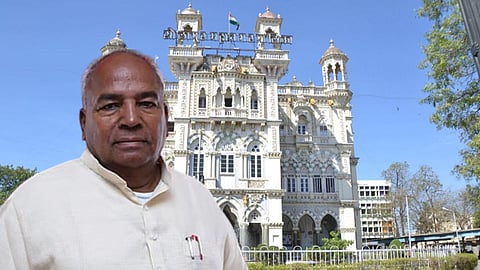 Narsayya Adam