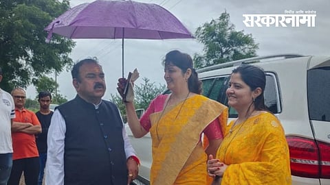 Maharashtra politics reaction to Ashok Kharat case