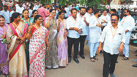 
Shiv Sena (Uddhav Balasaheb Thackeray) corporators who arrived to cast their votes for the Legislative Council election.
