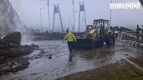 Heavy rainfall has triggered landslides and road closures across Maharashtra, severely affecting transport and daily life. The Maharashtra rain situation has disrupted highways and rail routes.