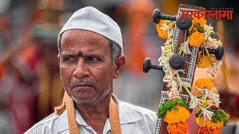 The Maharashtra government issues a government resolution to set up the Chief Minister Warkari Mahamandal headquartered in Pandharpur to ensure welfare and infrastructure for Warkaris.