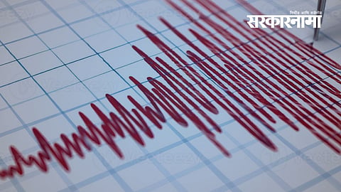Residents gather outside their homes after multiple earthquake tremors struck Hingoli, Nanded and Parbhani districts. 