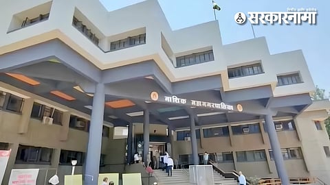 Nashik corporator booked by police