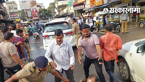 Kolhapur News : कोल्हापुरात राडा! स्वाभिमानीचे आंदोलन आमदार राजेश क्षीरसागर यांना झोंबलं, समर्थकांकडून राजू शेट्टींच्या कार्यकर्त्यांवर हल्ला, वातावरण पेटले!