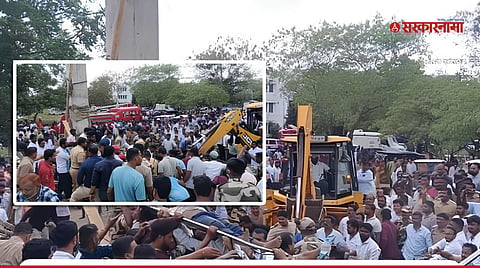new entrance arch collapsed at Miraj Government Hospital in Sangli