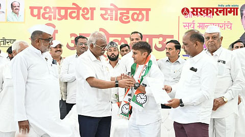 Amol Shinde joins NCP in Yeola