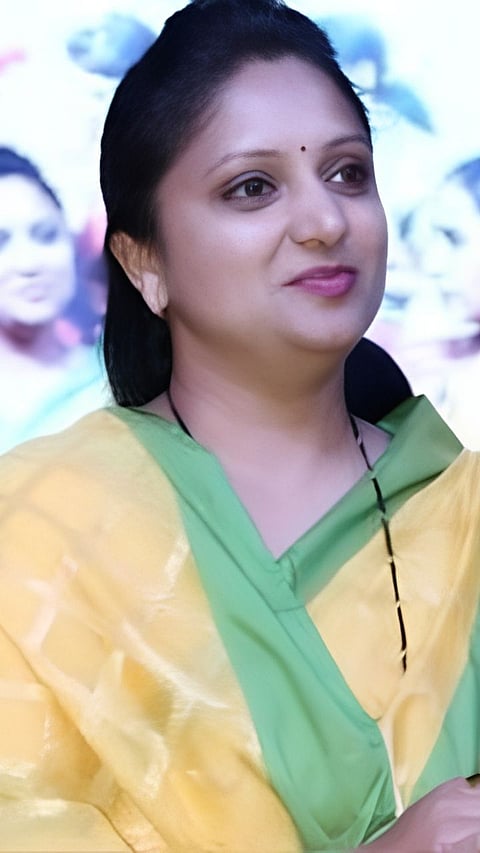 Shoumika Mahadik 