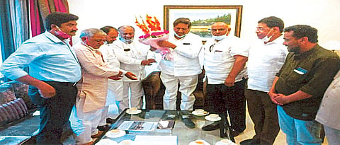 Statement of the community to Prithviraj Chavan for the Muslim community to get reservation