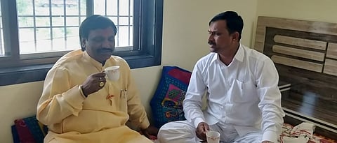 आमदार नारायण कुचे-अंबादास दानवे यांच्यात 'चाय पे चर्चा' 
