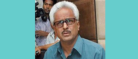 तीन पक्षांचे आघाडी सरकार वारिस पठाणवर कारवाई करू शकत नाही - प्रकाश महाजन 
