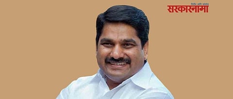 Satej Patil criticizes Mahadevrao Mahadik from tanker in Gokul