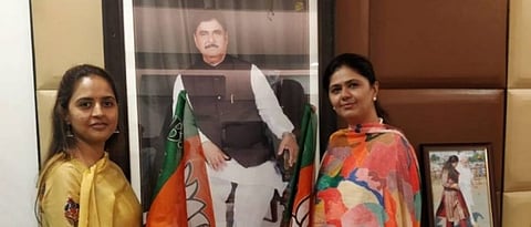 pankaja munde says she will not accept resignation of party workers