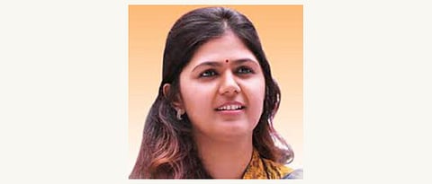 पंकजा मुंडेंचे नक्की ठरलंय काय, समर्थकांच्या पोस्टमुळे पुन्हा चर्चांना उधाण 