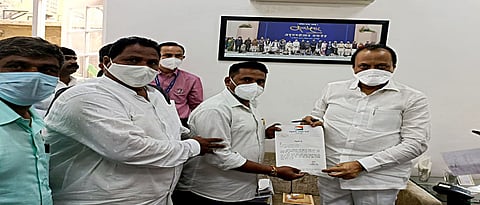 NCP made the activist who left the support of  MLA Shivendraraje the president of the constituency-ub73