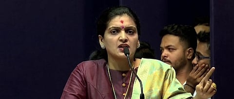MNS Leader Roopali Patil  
