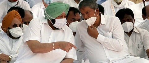 amid revolt in punjab congress harish rawat holds discussion with amarinder singh