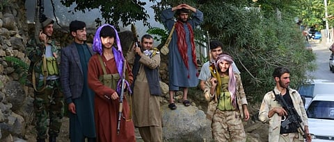 resistance forces captures four districts in afghanistan from taliban