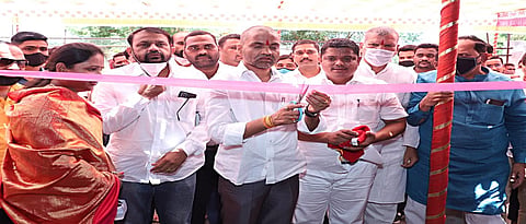 Digambar Aagavane Covid Center was named 'MLA Nilesh Lanke Arogya Mandir'