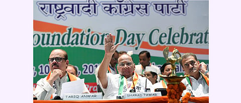 धर्मनिरपेक्षतेची जबाबदारी आमची  एकट्याची नाही, राष्ट्रवादीचा कॉंग्रेसला टोला 