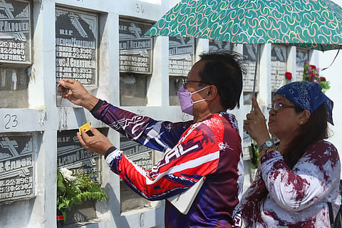 Dabawenyos continue to flock to the cemeteries on November 2 in Davao City to commemorate their loved ones who had gone ahead. Some families prefer to visit the grave of their dearly departed on All Souls’ Day to avoid the crowd that typically gathers on November 1, All Saints’ Day.