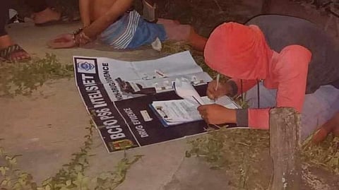 A man was arrested by operatives of Police Station 6 for illegal possession of firearms and illegal drugs at Capricorn Street, Sharina Heights Subdivision, Barangay Taculing, Bacolod City, on Tuesday, December 12.