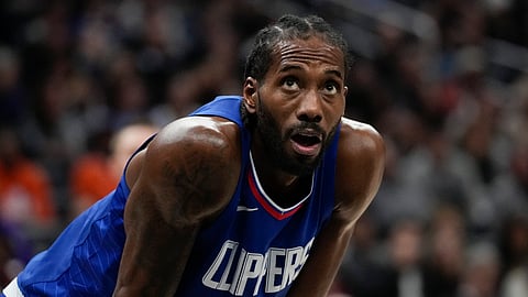 Leonard's scoring binge continues 
