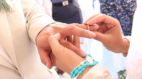 Tarragona marks 60th anniversary with mass wedding of 60 couples