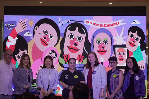 Representatives from the government, civil society organizations, and the private sector gathered together during the launch of Oxfam Pilipinas’ gender equality campaign called “Dapat All Equal” to kick off the National Women’s Month Celebration on March 1 at the Eastwood Mall in Quezon City. (From Left) Office of the Civil Defense Director Edgar Posadas, broadcast journalist Jing Castañeda, visual artist Jill Arteche, Oxfam Pilipinas Executive Erika Geronimo, Eastwood City AVP & General Manager Denise Patricia Malong, Pambansang Koalisyon ng mga Kababaihan sa Kanayunan National Coordinator Amparo Miciano, and Commission on Human Rights – Center for Gender Equality and Women’s Human Rights Deputy Chief Leah Barbia.