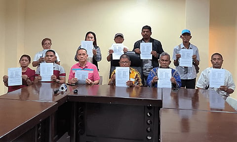 PERSONA NON GRATA. The Provincial Tribal Council of Davao del Norte under the leadership of its Provincial Tribal Chieftain Datu Art Davao through  its resolution declared Tagum City Mayor Rey Uy and Davao del Norte Vice Governor  Oyo Uy as Persona Non Grata on Wednesday, April 17.