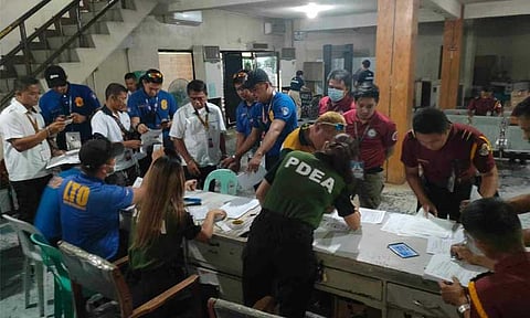 The Philippine Drug Enforcement Agency (PDEA) Davao, Land Transportation Office (LTO) 11, and Land Transportation Franchising and Regulatory Board (LTFRB) 11 conducted “Oplan Harabas” — a drug testing operation on Wednesday morning, October 30, 2024. This activity is part of "Oplan Bantay-Biyahe Undas 2024," with simultaneous drug testing happening across the Davao Region.