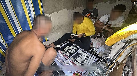 Personnel from the Iloilo City Police Station (ICPS) 10 present evidence, including suspected ‘shabu’ valued at P1,020,000 and a .38-caliber revolver, seized during the arrest of alias Batoy in Barangay Bakhaw, Mandurriao, Iloilo City, on November 30, 2024. (Photo by Icpo)
