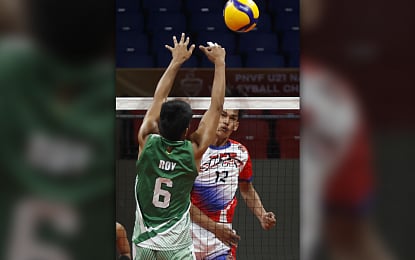 SPIKE. Sam Ruselle Mendoza of One Silay (No. 12) scores against Van Emhiel Roy of Lingayen during the Philippine National Volleyball Federation (PNVF) Under-21 Championship at the Ninoy Aquino Stadium on Friday (Jan. 31, 2025). One Silay won, 21-25, 20-25, 25-17, 25-13, 15-12, to advance to the semifinal round. (PNVF photo)
