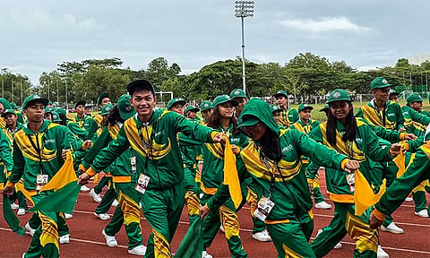 Athletes and officials from across Davao Region proudly marched in the parade of delegations, kicking off the 2025 Davao Regional Athletic Association (DAVRAA) Meet on Sunday, March 9, at the Davao del Norte Sports and Tourism Complex in Tagum City, Davao del Norte. The vibrant parade signaled the official start of the prestigious regional sports event, bringing together student-athletes from various provinces and cities to showcase their skills and compete in a wide range of disciplines.