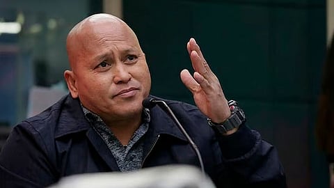 Senador Bato gimarkahan og 'armed and dangerous'
