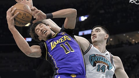 Mavs score hairline win vs. Bulls