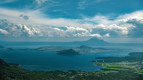 Adunay laing lugar gilabayan 
sa lawas sa mga sabungero 