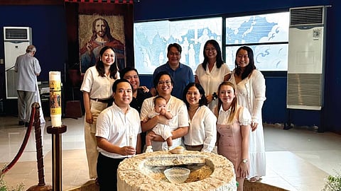 GODPARENTS. From left: Deniece Quibranza, Gerald Yuvallos, Analee Alverastine, Tiffany Lerma, Angelo Quibranza, Alfonso Quibranza, Luis Quibranza III, Luzio Franco Quibranza, Febe Quibranza and Francine Andrea Copingco. Not in photo are Bernalize Atienza, Michael Alverastine and Dr. Faith Tan. 
